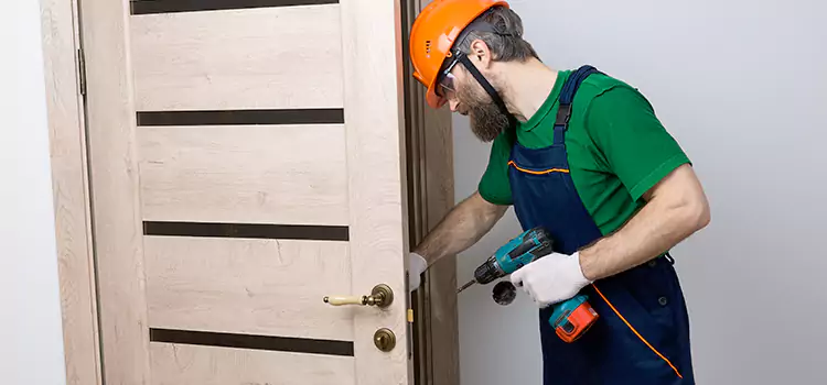 Replace Internal Door Handle with Lock Easley