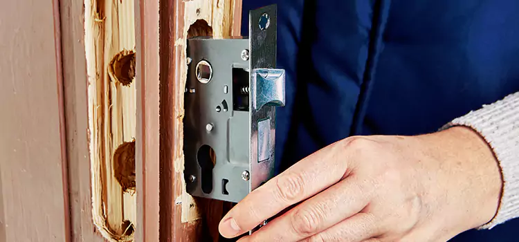 Garage Door Lock Replacement Easley
